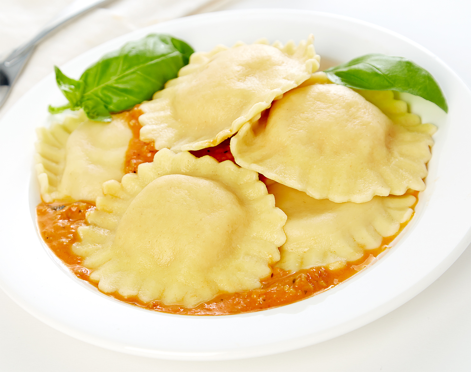 FreshDirect Lobster Ravioli with Vodka Sauce, Single Serving Meal, image 1 of 2 slides